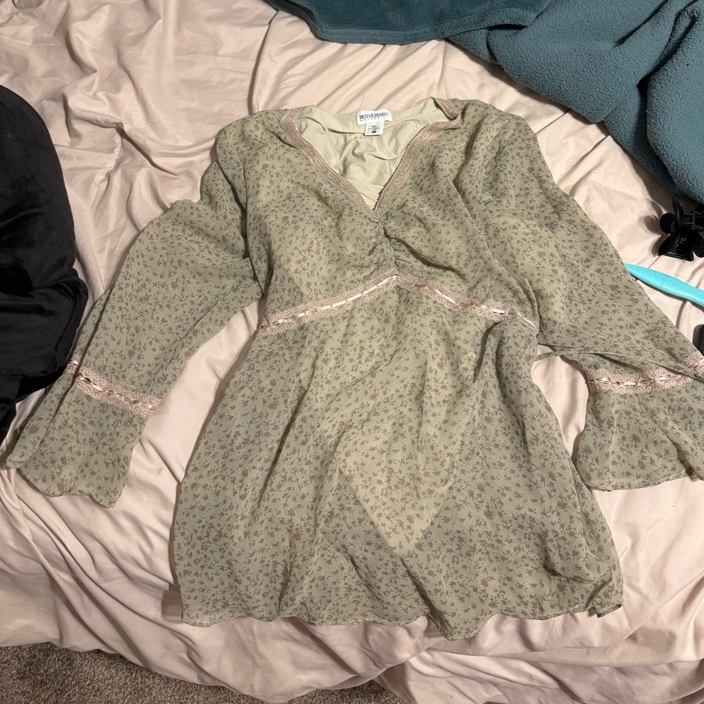 Maternity shirt